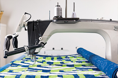 New Q'nique 19 X Elite Longarm Quilter